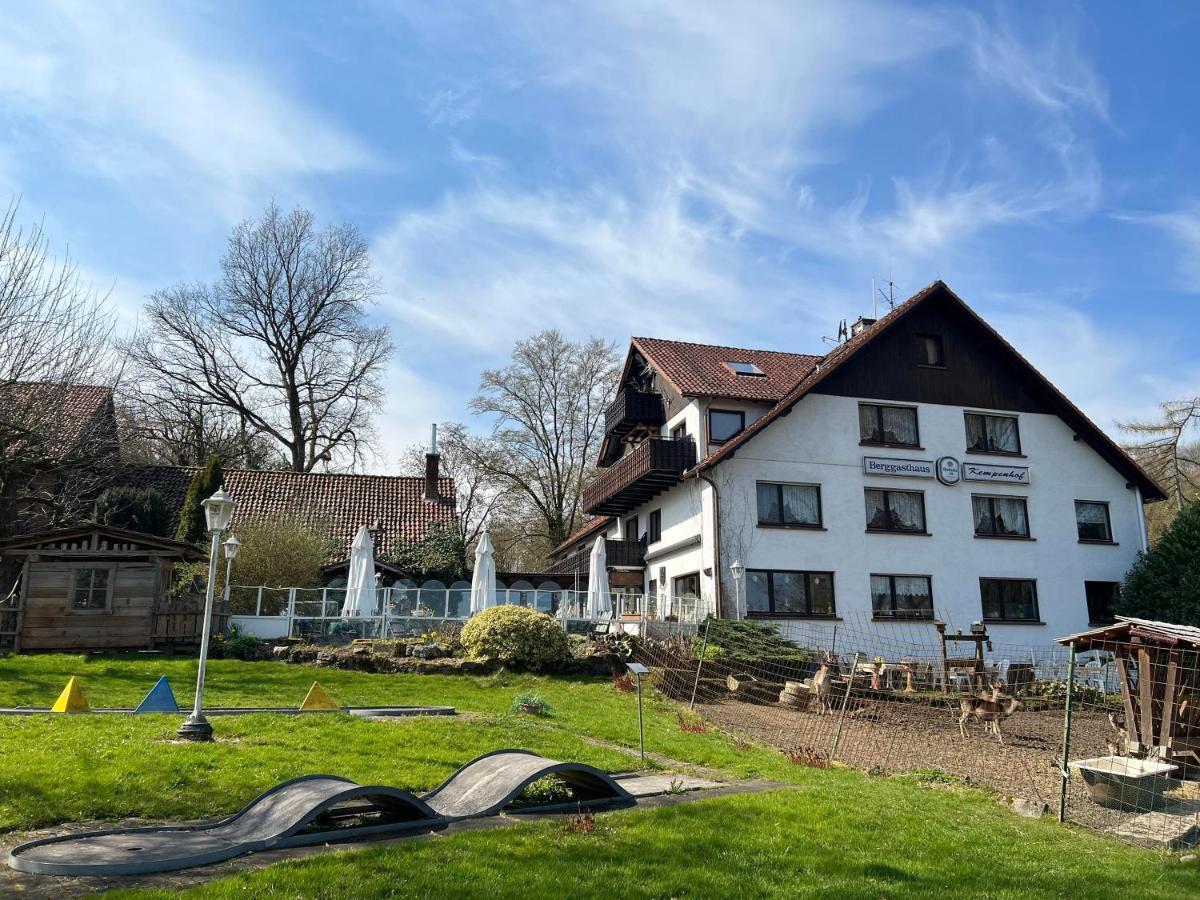 Hotel Restaurant Café Kempenhof Lügde Exterior foto